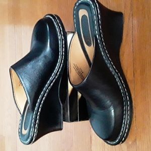 Born Wedge Mule Slip On, Black, Size 6M